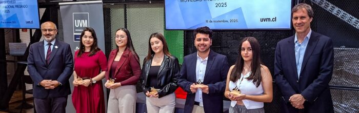 UVM realizó ceremonia de entrega de Becas Santander Movilidad Internacional Pregrado 2025