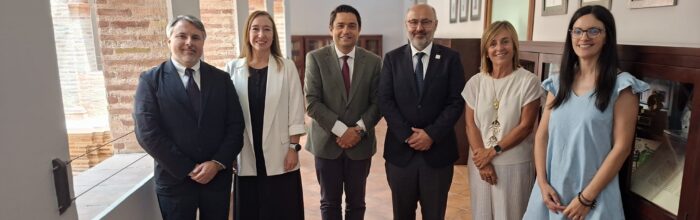 UVM impulsa agenda conjunta de investigación, innovación y formación doctoral con Universidad Católica de Valencia