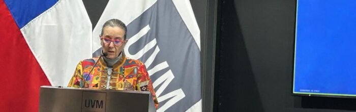 Subsecretaria de la Niñez expuso en inauguración de año académico de la Facultad de Ciencias Jurídicas, Sociales y de la Educación