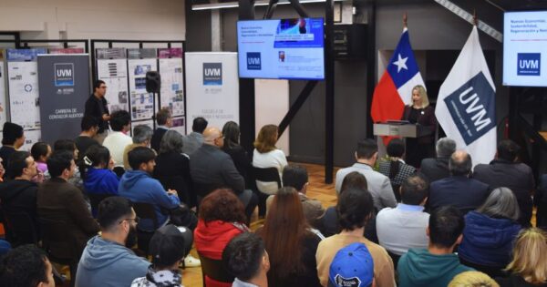 Escuela de Ingeniería y Negocios inauguró año académico relevando la educación innovadora y sostenible