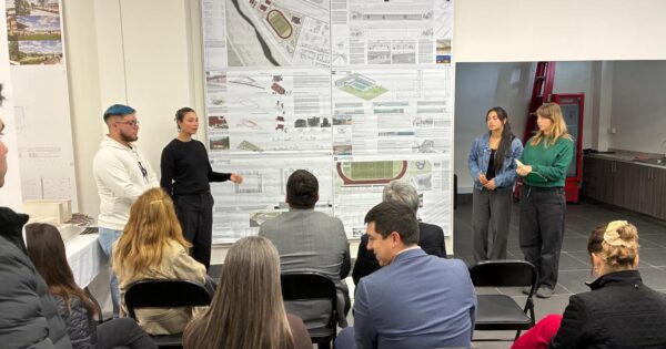 Estudiantes UVM presentan propuestas para fortalecer infraestructura deportiva en San Felipe