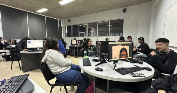 Ingeniería Civil Industrial UVM realiza clases online en conjunto a universidad mexicana