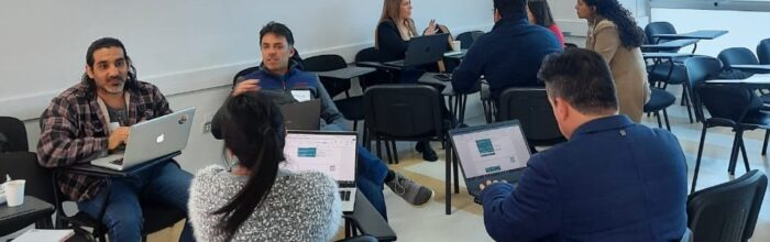 Carrera de Pedagogía en Educación Física realizó capacitación docente