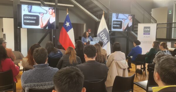 Con talleres y seminario internacional alianza público-privada busca potenciar emprendimientos liderados por mujeres en la región