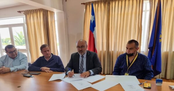 UVM firma convenio con Municipalidad de La Ligua