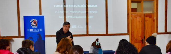 Programa «Cuidados y Empleo» inició sus capacitaciones en tres comunas de la Región de Valparaíso