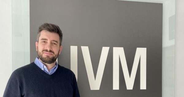 Académico UVM presenta investigación en congreso internacional de ciencias espaciales