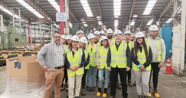 Carrera de Ingeniería Civil Industrial UVM realiza visita industrial a empresa COVISA