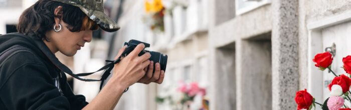Estudiantes del liceo artístico Gronemeyer de Quilpué realizan taller de fotografía patrimonial en UVM