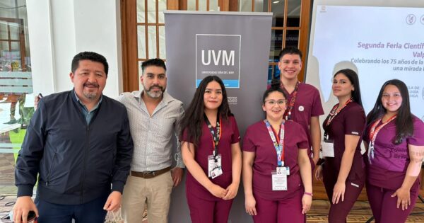 Estudiantes y docentes de Tecnología Médica UVM participaron en 2da Feria Científica de Tecnología Médica Valparaíso 