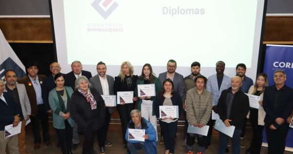 UVM realizó ceremonia de cierre de programa Viraliza Corfo «Construir Emprendiendo»