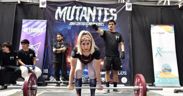 Titulada UVM representará a Chile en el Mundial de Powerlifting en Argentina