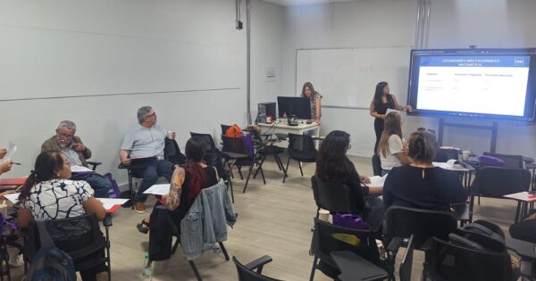 Académicos del Programa de Formación Pedagógica se reúnen en jornada de trabajo y planificación