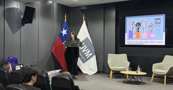 Universidad Viña del Mar realiza conversatorio sobre brechas de género en el ámbito laboral