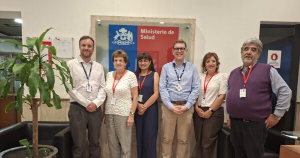 Investigadores UVM se reunieron con Minsal para presentar resultados de importante estudio