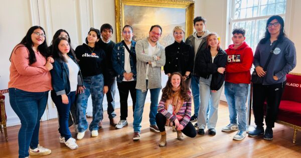 Estudiantes UVM realizaron visita guiada al Palacio Vergara