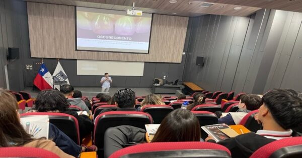 Segunda Jornada de Actualización Odontológica convocó a estudiantes, docentes y exalumnos UVM