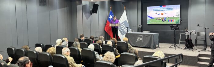 Senama lanzó en UVM el «XII Concurso Literario Autobiográfico de Personas Mayores 2026»