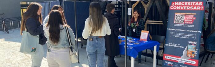 UVM concluyó Mes de la Salud Mental con una feria que reunió a estudiantes, académicos y colaboradores