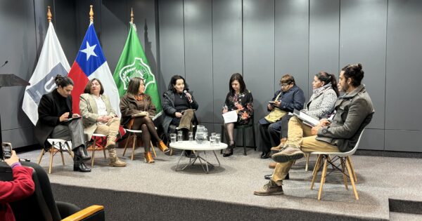 Campus Recreo fue sede de conversatorio sobre reinserción social en la región