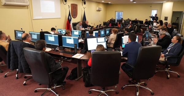 Gobierno Regional entrega importante financiamiento para deportistas UVM que competirán en mundial de Alemania