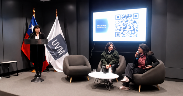 Pedagogía en Educación Diferencial realizó seminario sobre enseñanza para personas privadas de libertad