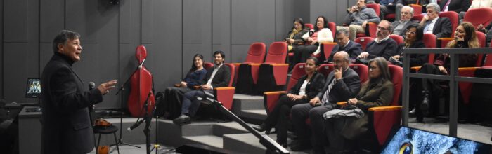 Facultad de Ingeniería, Negocios y Ciencias Agroambientales UVM inauguró año académico con charla sobre sostenibilidad y negocios
