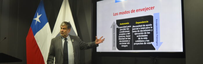 Programa UDAM UVM inició su año académico 2025 con destacada charla sobre envejecimiento activo