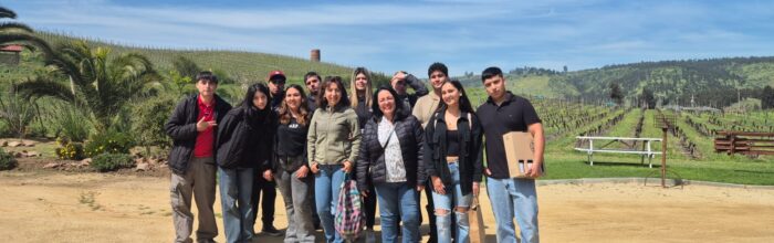Estudiantes de Agronomía e Ingeniería Civil Industrial UVM realizaron visita interdisciplinaria a Viña Casa Marín