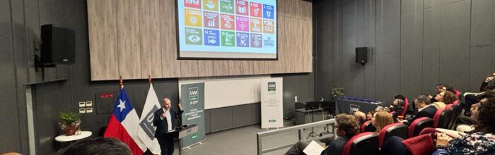 Facultad de Ingeniería, Negocios y Ciencias Agroambientales inaugura año académico con charla sobre sostenibilidad
