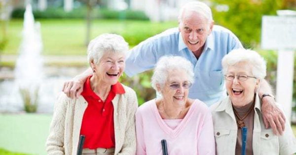 Cuidados para los adultos mayores en el hogar