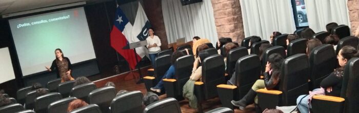 Pedagogía en Educación Diferencial realiza jornada de estrategias de clown para desarrollo de habilidades profesionales