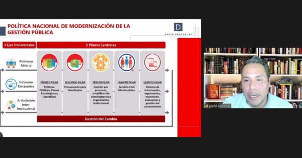 Expositor internacional dictó clase abierta a carrera de Administración Pública UVM