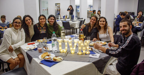 Despedida Semestre Otoño 2023 en UVM: Cena Internacional, Show de Talentos y entrega de los #UVMChile Awards