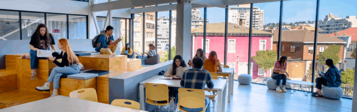 Centro de Español UVM renueva su acreditación internacional con el Instituto Cervantes de España