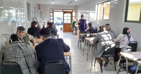 CEPS UVM realizó operativo jurídico en Centro de Educación y Trabajo de Gendarmería Valparaíso