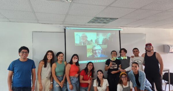 Académicos de Escuela de Ciencias dictaron clase magistral a estudiantes de Universidad Autónoma de Guadalajara