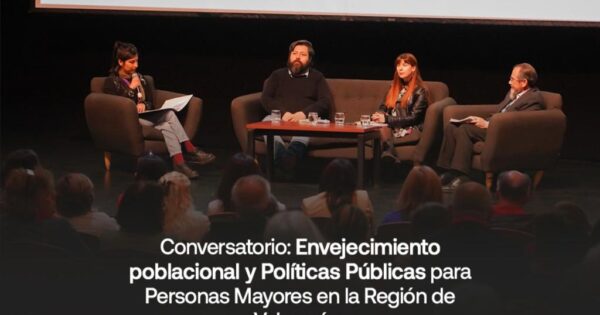 Académica e investigadora de Trabajo Social participó en conversatorio de Quilpué