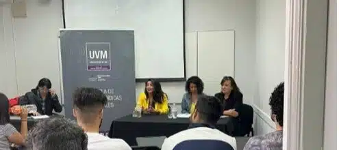 Estudiantes de Trabajo Social organizan conversatorio sobre seguridad pública en las comunidades de Viña del Mar