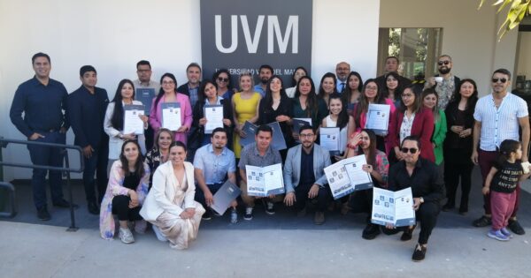 UVM cierra con éxito programas de certificación para titulados