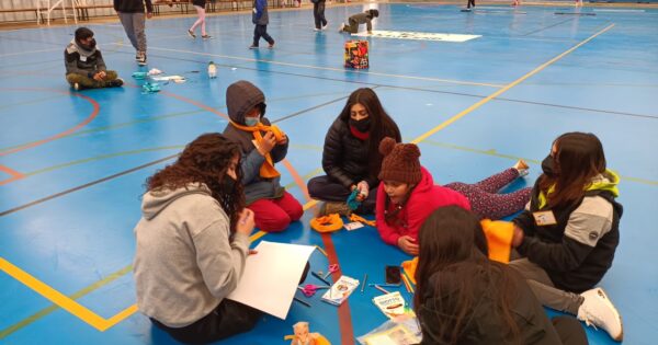 Escuela de Educación colabora con organización de Escuela del Movimiento