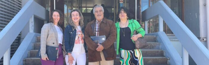 Escuela de Educación participa en seminario que aborda las causas del bajo ingreso a carreras de pedagogía