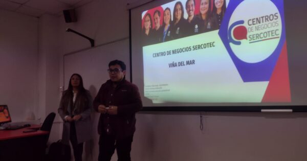 Estudiantes de Relaciones Públicas vespertino presentan proyecto a Sercotec Viña del Mar