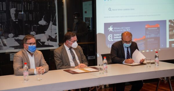 UVM firma convenio de colaboración con la Biblioteca del Congreso Nacional (BCN)