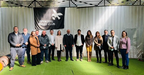 UVM firma convenio de colaboración con Club Deportivo Sporting Rugby Club