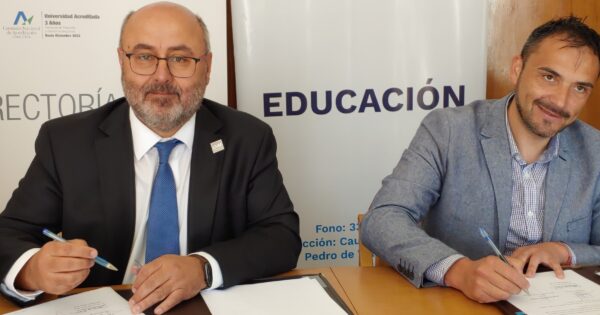 Escuela de Ciencias dictará talleres en establecimientos educacionales de La Calera