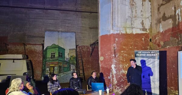 Investigador del CRIIS realizó jornadas de discusión sobre desarrollo urbano y patrimonial con organizaciones barriales de Valparaíso