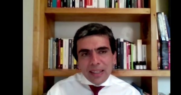 Ex fiscal Carlos Gajardo participó de jornada de actualización sobre litigación oral dictada para titulados y estudiantes de Derecho