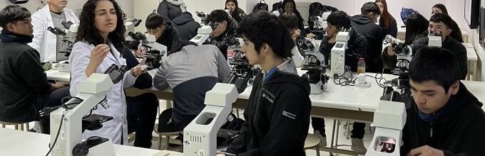 Alrededor de 120 estudiantes de Petorca visitan Campus Rodelillo