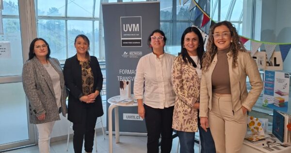 Unidad de Formación Inicial celebró Día del libro en UVM